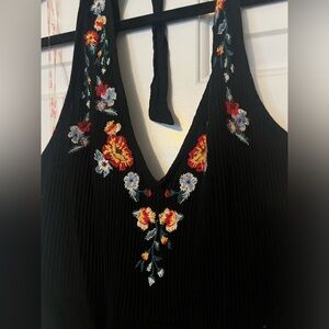 Flying Tomato Embroidered Floral Pant Romper M